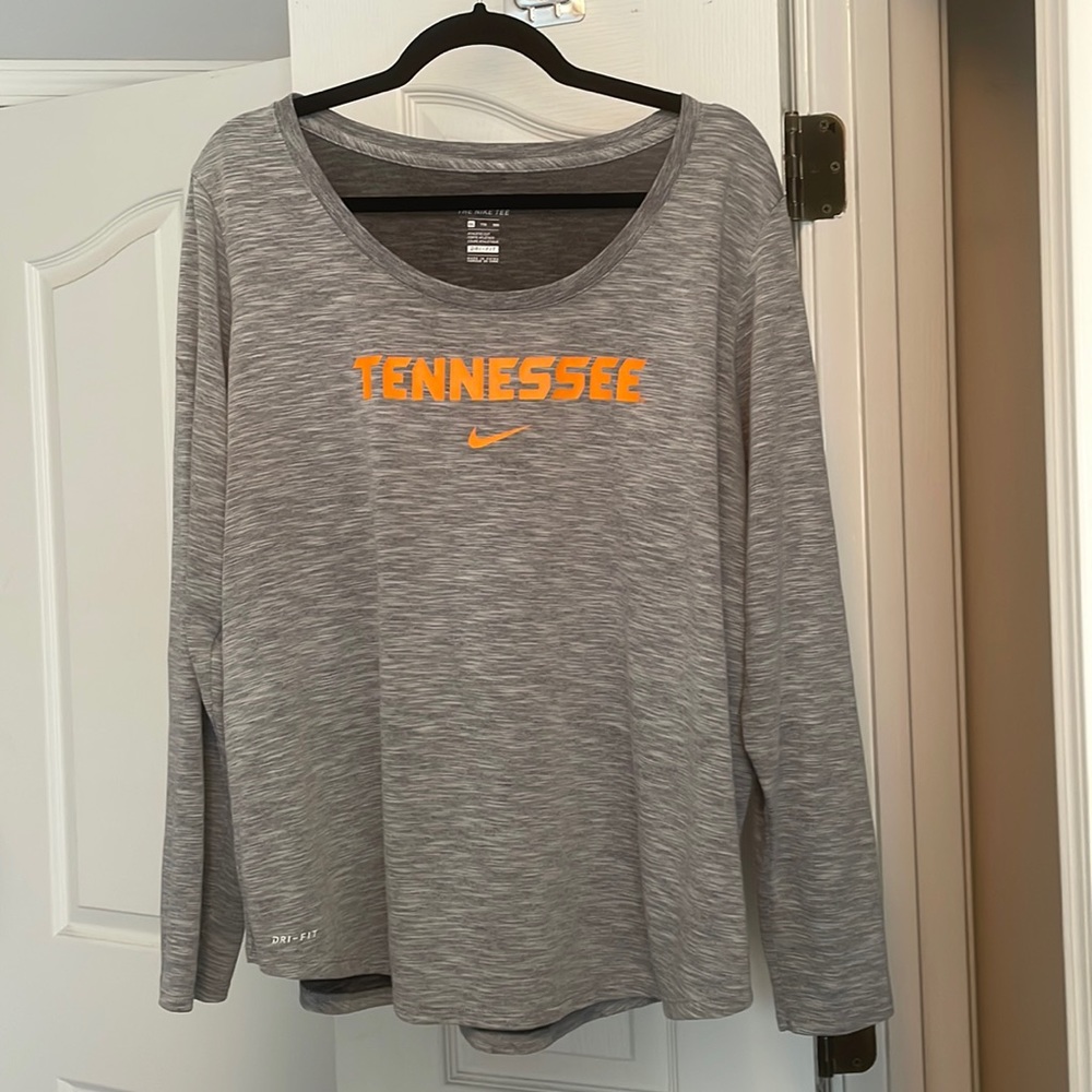Women’s Tennessee Volunteers Nike Dri-Fit Long Sleeve Shirt